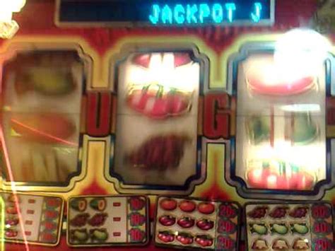 Tuppenny nudger Fruit machine £5 jackpot 2p play RANDOM.